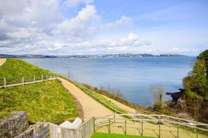 Photo 10- click for photo gallery